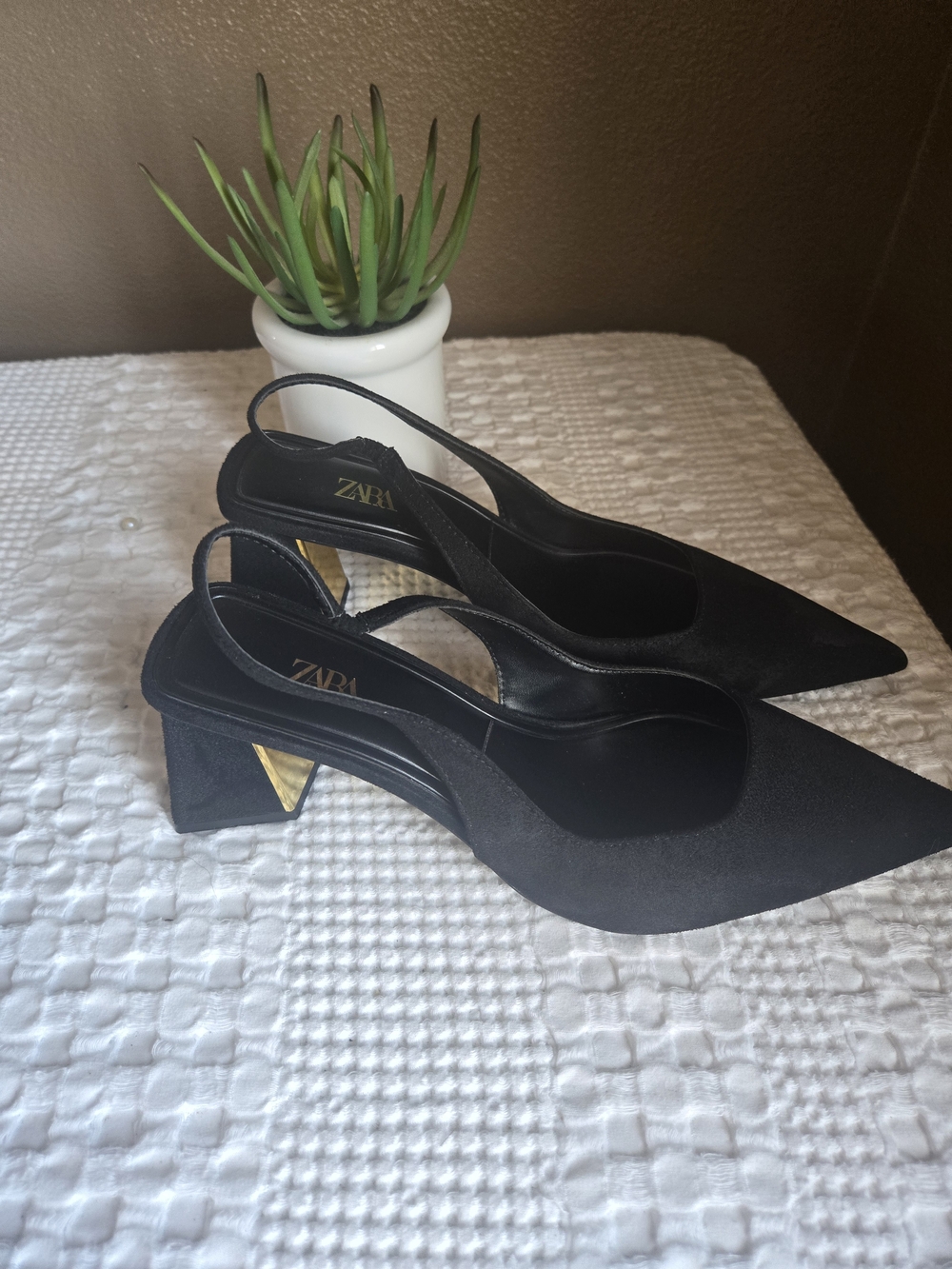 Zara Black Pointed Slingback Block Heel Pumps - Picture 2 of 5